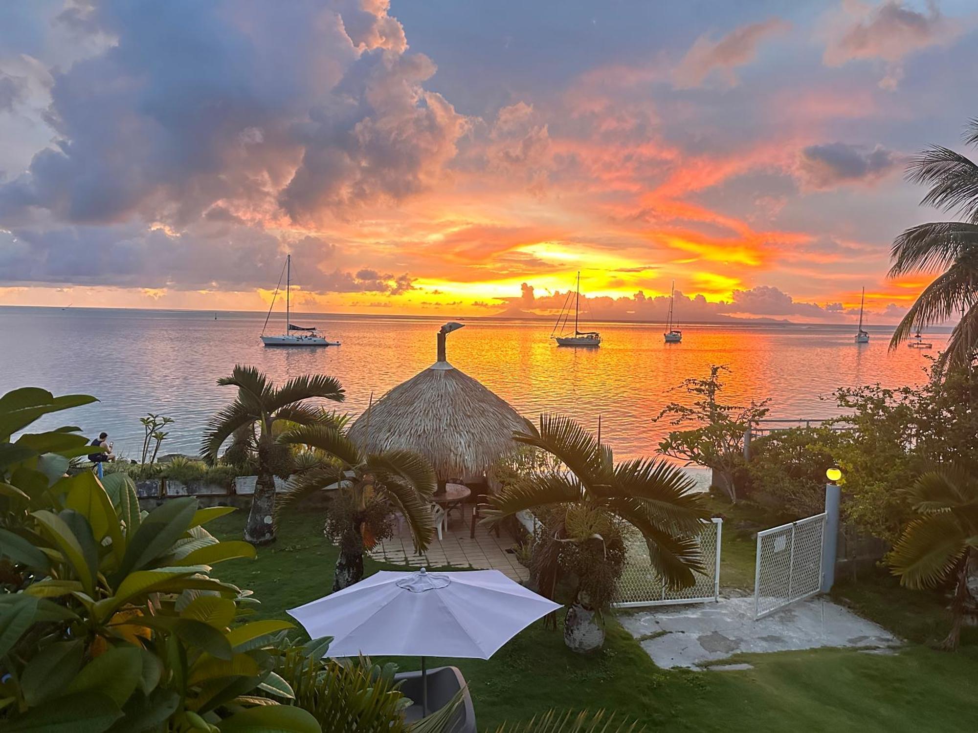 Meri Lodge Huahine « Room Of Marta » Fare Esterno foto